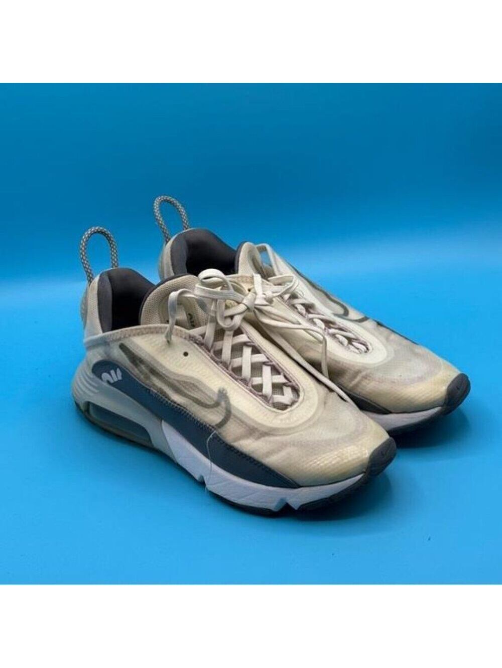 Nike Air Max 2090 Sneakers - Cream and Gray - Picture 4 of 4
